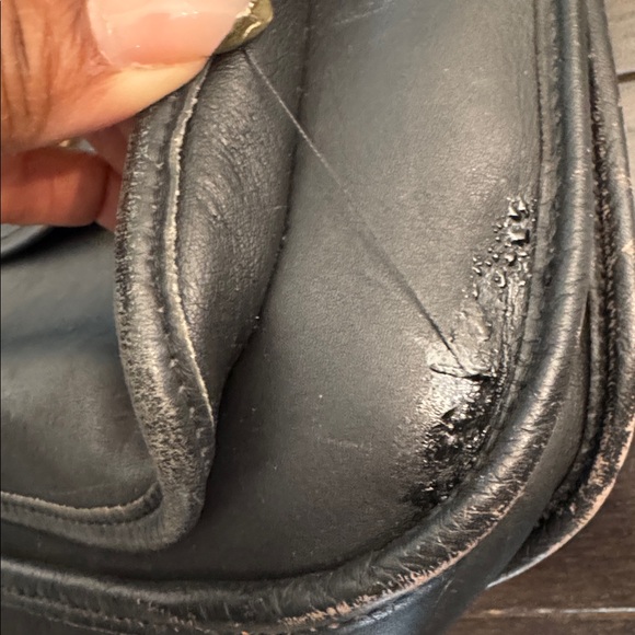 Vintage Coach Taft 9980 Black Leather Shoulder Bag - Picture 14 of 16